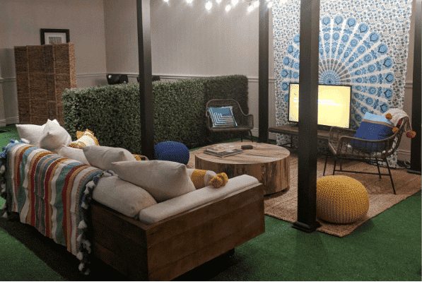 customer lounge