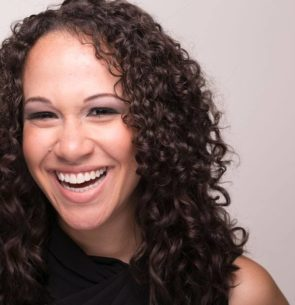 Angela  Howard headshot