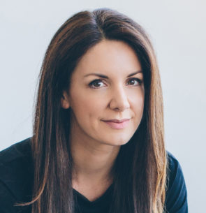 Kat Cole headshot